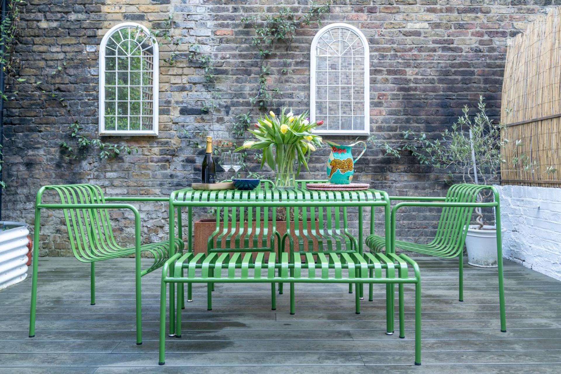 Appartamento Niru Experience Stylish Garden Getaway Londra